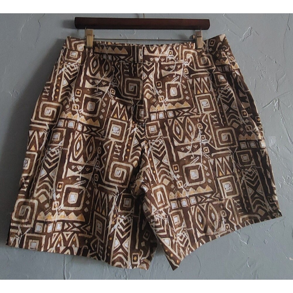 Chico's  Shorts Bermuda Women's Size 2.5,preppy 34 Inch Waist, Cotton...